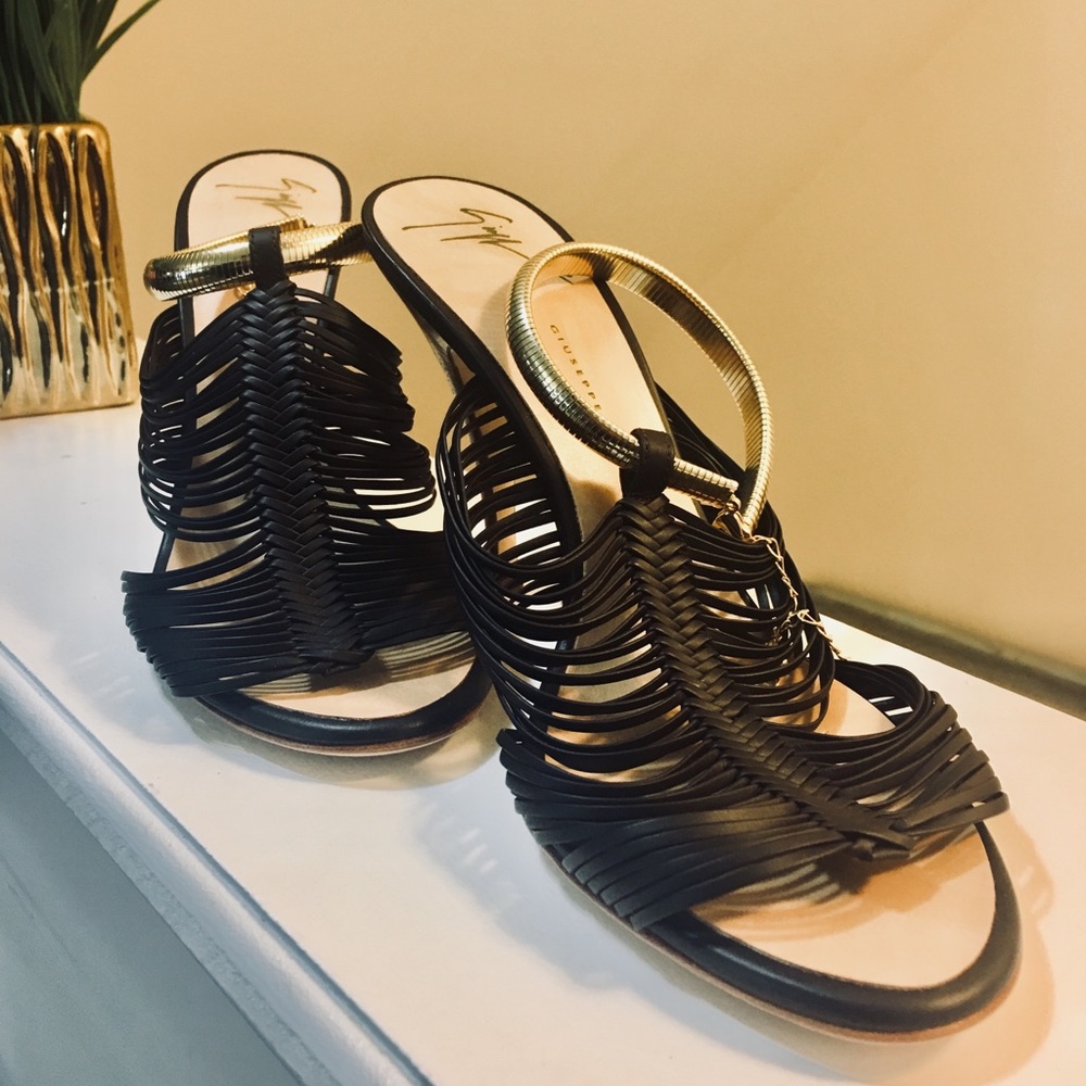 Brand new Giuseppes